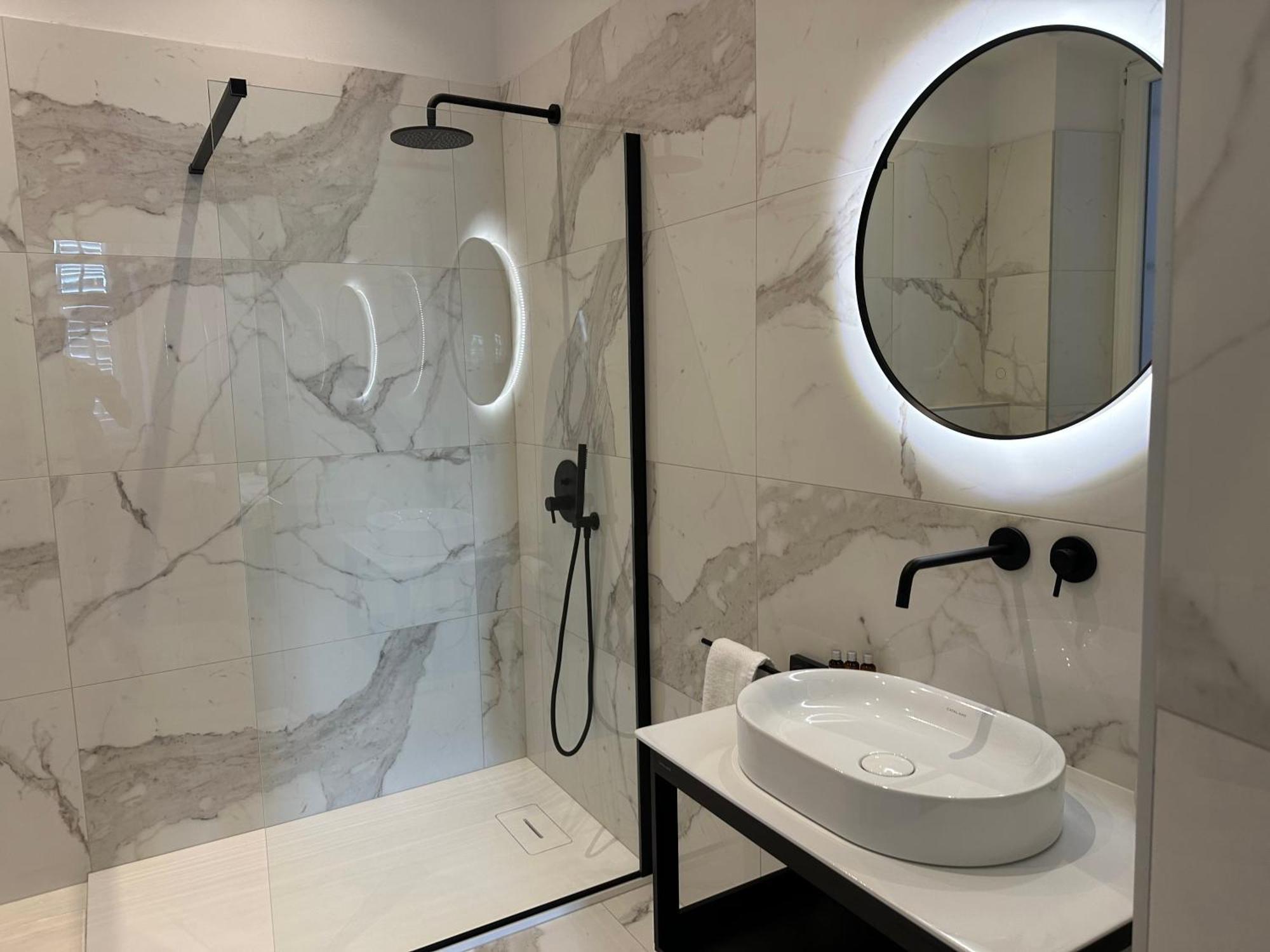 Navis City Apartments Пула Екстериор снимка